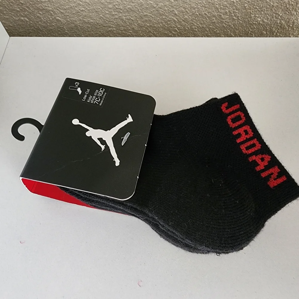 Nike Jordan Jumpman No-Show Kids Socks 3 Pack Sz 7C-10C black Red